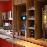 Ibis Hotel 3*
