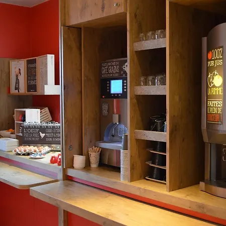 Ibis Hotel 3*